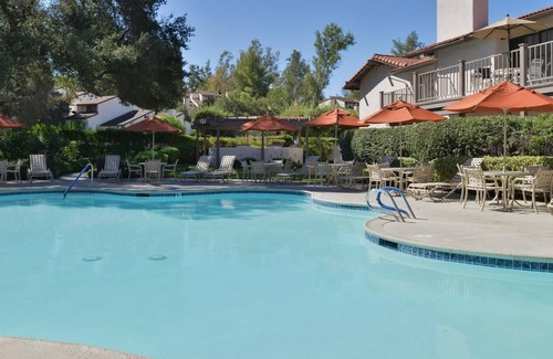 San Diego Country Estates Apartment | Friends Getaway! Kitchen, Pool, Golf, Short Drive to Lenora Winery