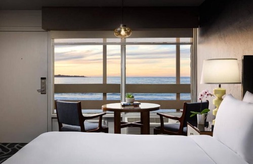 Monterey House | Friends Vacation! 4 Serene Units, Onsite Dining, Bike Rentals, Pets Allowed!