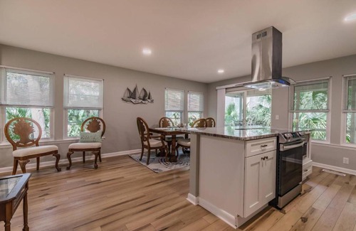 Blue Heron Lake House | Fripp Island 120 Sea Otter Ln