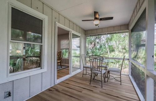 Blue Heron Lake House | Fripp Island 120 Sea Otter Ln