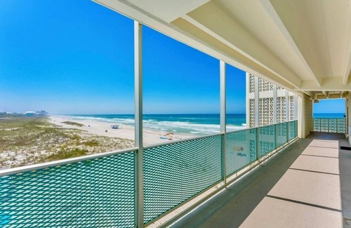 Panama City Beach Apartment | Front Beach Paradise Balcony + Stunning Views!