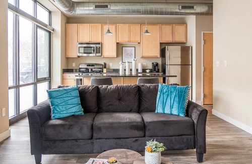 Downtown Minneapolis Apartment | FRONTDESK Minneapolis Grand Apts Downtown