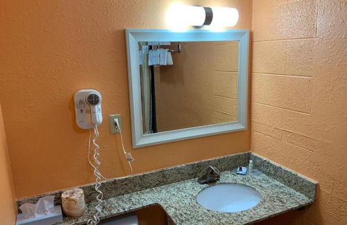 Oberlin Hotel | Frontier Motel