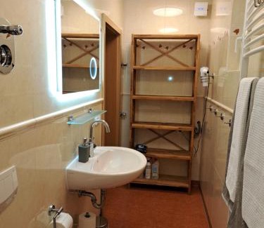 Trendelburg Apartment | Froschkönig mit Teichblick