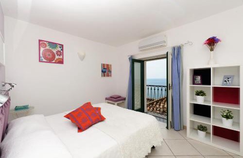 Minori Apartment | Fruit Flats by AMALFIVACATION