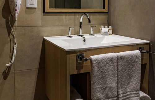 Mendoza Hotel | Fuente Mayor Hotel Terminal