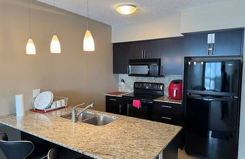 Haysboro Apartment | Full Apartment at Train Station