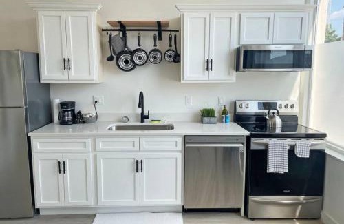 Over-the-Rhine House | Full Building Huge Downtown Retreat Walkable to Everything
