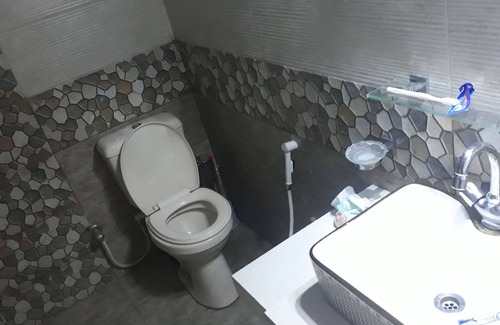 Bahria Town House | Full Furnished Independent portion in near Aleem Khan Cricket Ground 739