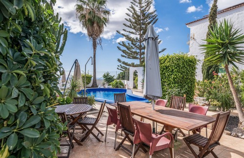 Oroteanda Baja Villa | Full Home Tenerife Casa Oro, ideal for families and groups!