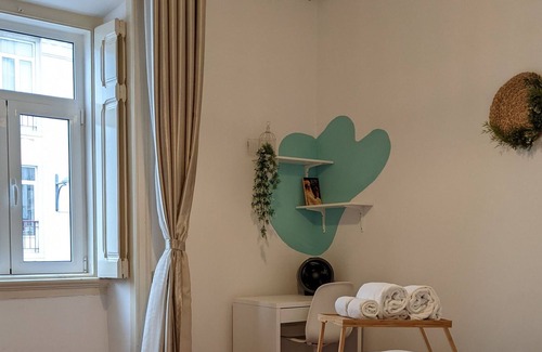 Penha de Franca Apartment | Full of Life Spacious Apartment Lisbon