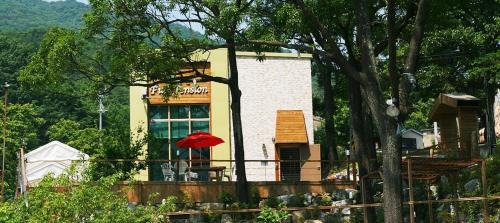 Gimhae House | Full pension