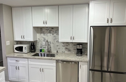 New Papago Parkway House | full size house with mini golf good for have a nice relax days