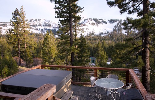Norden Cabin | Full Sugar Bowl views from Schull Lodge - long term rental only
