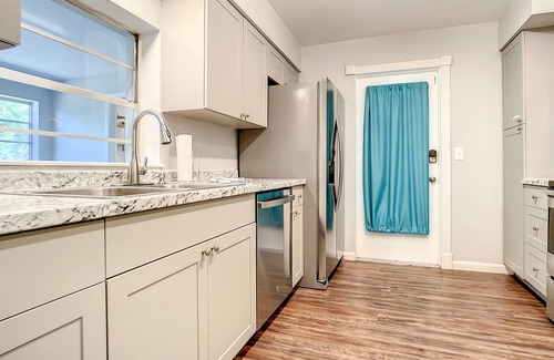 Deltona Lakes House | Fully Equipped 3BR Home in Deltona FL w/Garage