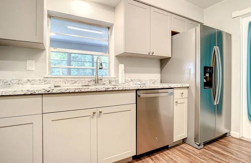 Deltona Lakes House | Fully Equipped 3BR Home in Deltona FL w/Garage