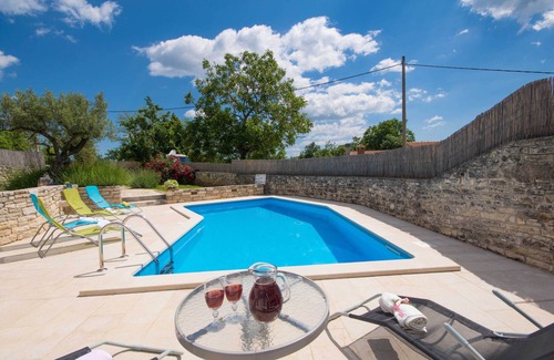 Zabrezani Villa | Fully fenced, private pool, completely air-conditioned, pet friendly