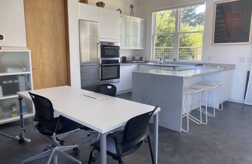 El Granada House | Fully furnished modern beach home in Miramar – just steps away from the ocean!