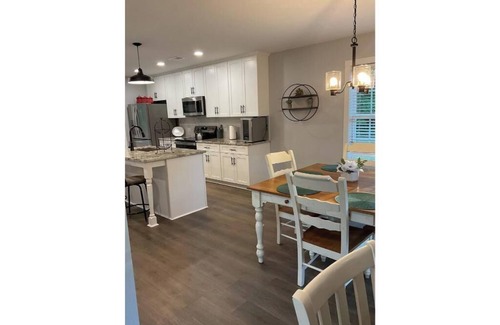 Newnan Other | Fully Furnished Southern Country-Style Home for Rent 3 Bed/2 Bath