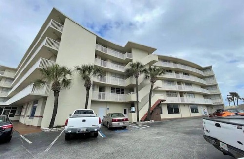 Bostwick Park Apartment | Fully remodeled 1 bedroom studio