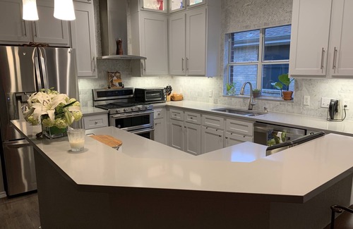 Travis Country House | FULLY REMODELED-BEST LOCATION IN AUSTIN Pet Friendly-Gateway to the Hill Country