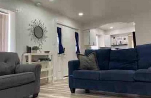 North Las Vegas House | Fully Remodeled home- 5 min from Las Vegas Fremont St