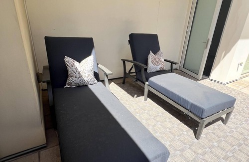 Desert Ridge Apartment | Fun & Fabulous, three bed apt!