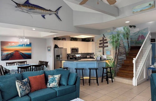 Safe Harbor House | Fun N The Sun Beach House Walk to the Beach