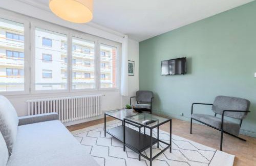 Fives Apartment | Functional 2 bedroom apartment