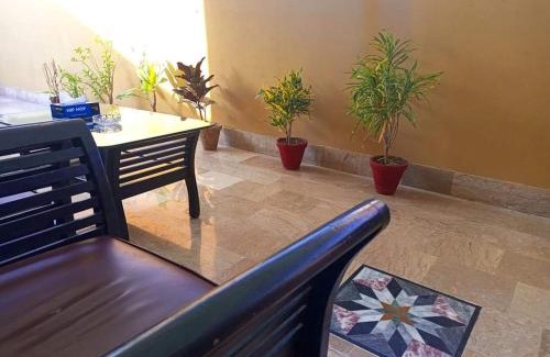 Karachi House | Furnish Rooms Near Jinnah Airport