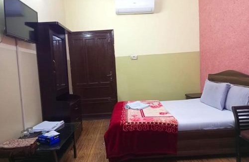 Karachi House | Furnish Rooms Near Jinnah Airport