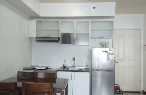 Bangkal Condo | Furnished 1BR | 40.61 SQM