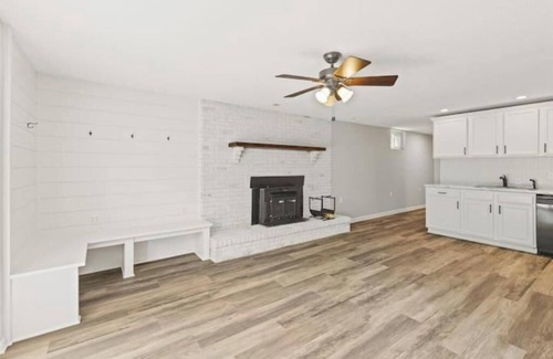 Columbia House | Furnished All Inclusive Suite