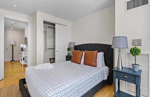 Theatre District Apartment | Furnished Apartment in Downtown