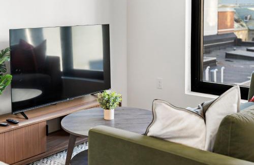 D Street - West Broadway Apartment | Furnished Apartment in South Boston