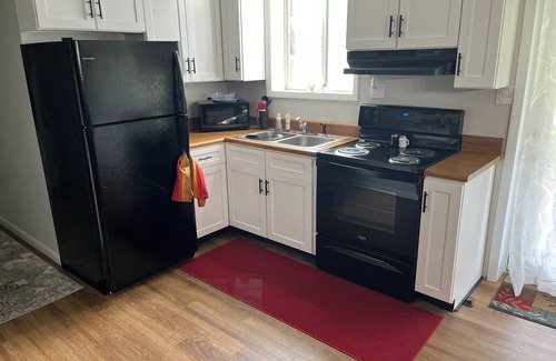 Leicester Apartment | Furnished private 1 BR 1 BA Apt. UTILITIES INCLUDED W/ WIFI and one car garage