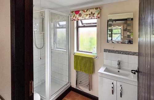 Woodbridge House | Fuschia Chalet