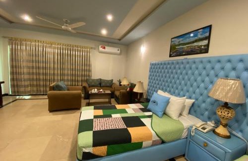 F-7 Sector House | Fusion Lodge