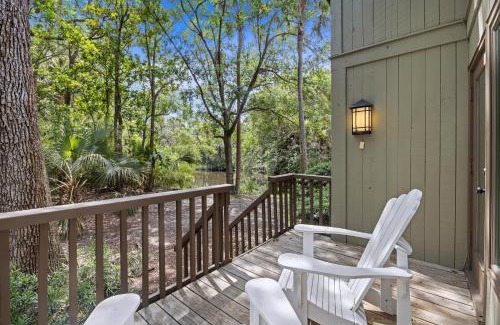 West Beach Village House | FWO1358: 1358 Fairway Oaks