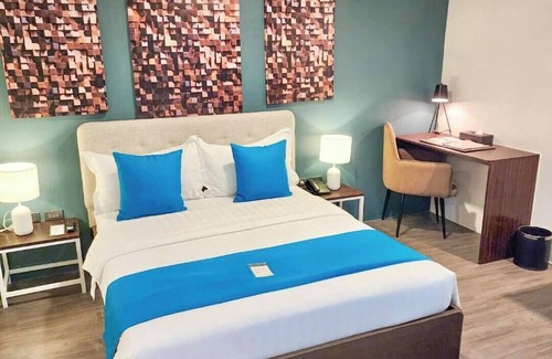 Bacoor City Hotel | Fynn Boutique Hotel