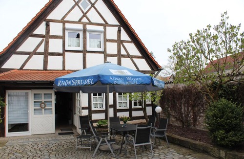 Ebern House | Gästehaus Glaubenstein