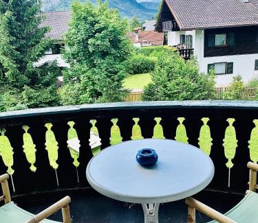 Garmisch-Partenkirchen House | Gästehaus Hohe Tannen