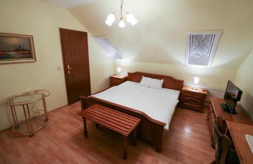 Oberdorla Hotel | Gästehaus Wildfein