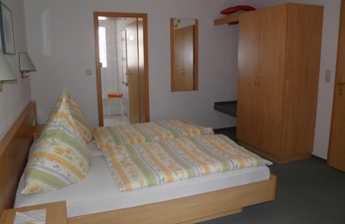 Schwanau House | Gästezimmer Zipf