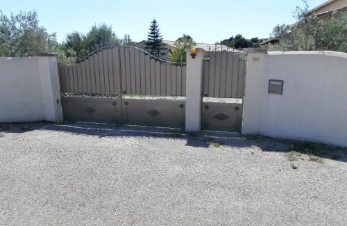 Caromb House | gîte à Caromb (Mt Ventoux)