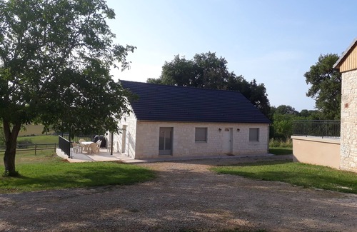 Gignac House | Gîte à la Campagne. Animaux Acceptés Venez Même Avec Votre Cheval