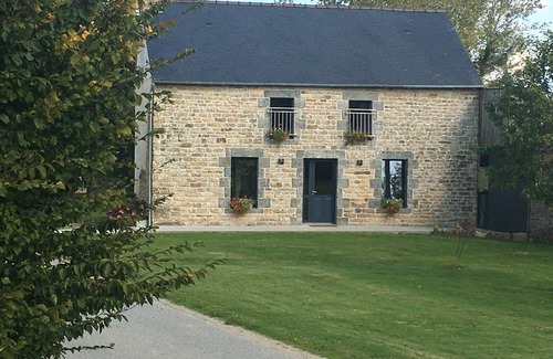 Saint-Vran House | Gîte à la Ferme, au Coeur du Mené