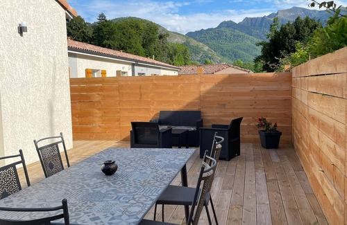 Chaum House | Gîte à la Montagne Avec Jardin Privée Clos