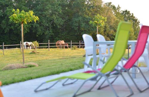 Capdrot House | Gîte équestre Domaine des Crins - Biron