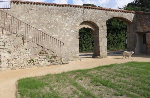 Les Herbiers House | Gîte 18ème avec piscine couverte, terrasse et salle de jeux - 6 pers - FR-1-426-432